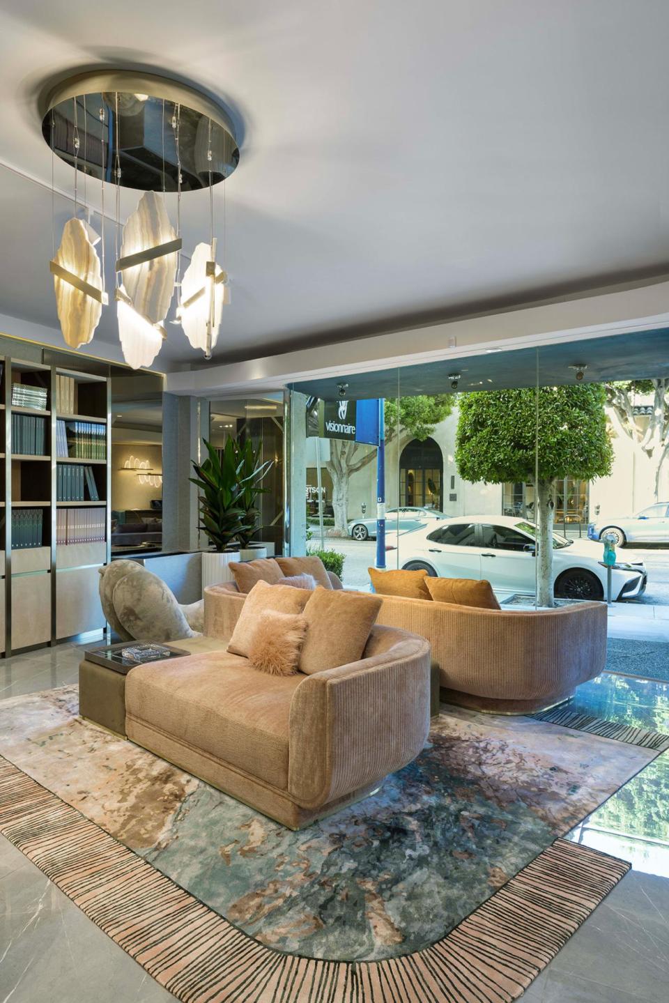 visionnaire los angeles showroom